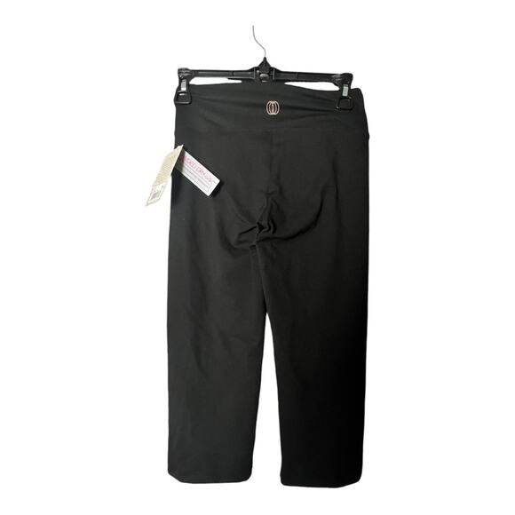 Balance Collection Black Cropped Athletic Workout Yoga Capri  Legging Sz XS NWT - Picture 3 of 13